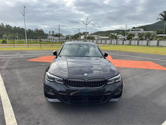 BMW 330e 2.0 16V TURBO HÍBRIDO M SPORT AUTOMÁTICO